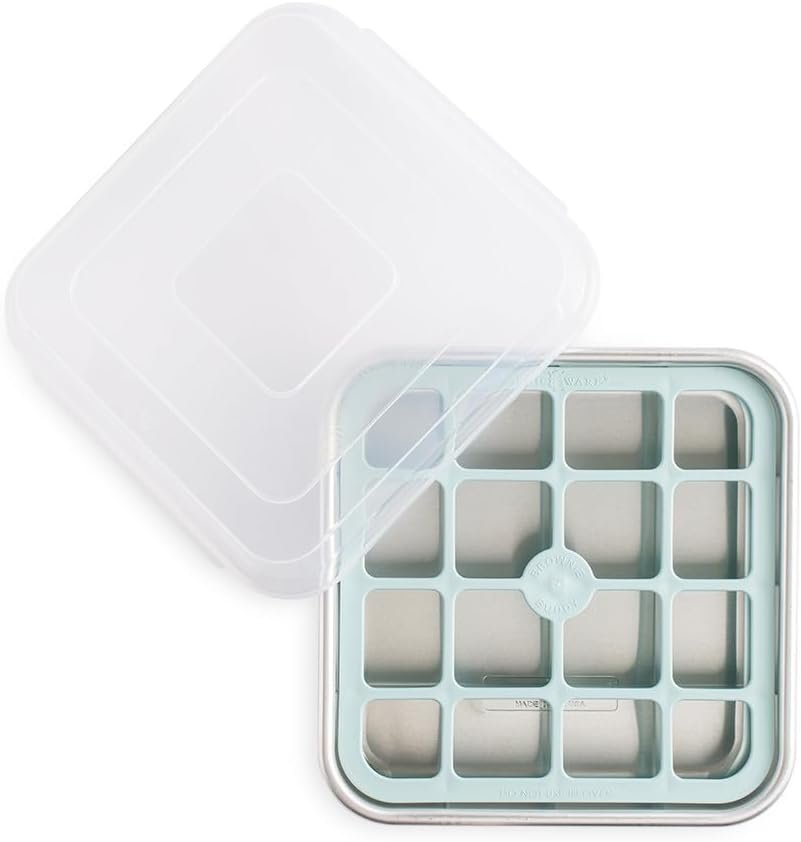 Nordic Ware Brownie Buddy Kit, 9-Inch Square Pan with Plastic Slicer and Lid