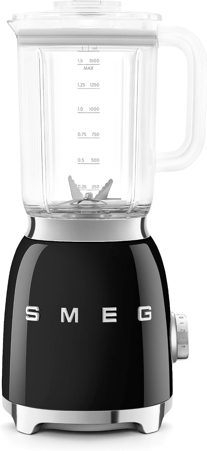 SMEG BLF03 Retro Style Blender – 600W Countertop Blender with 48 oz BPA-Free Jug, 3 Speeds + Pulse, Ice Crush & Smoothie Functions – 50s-Inspired Design-Black